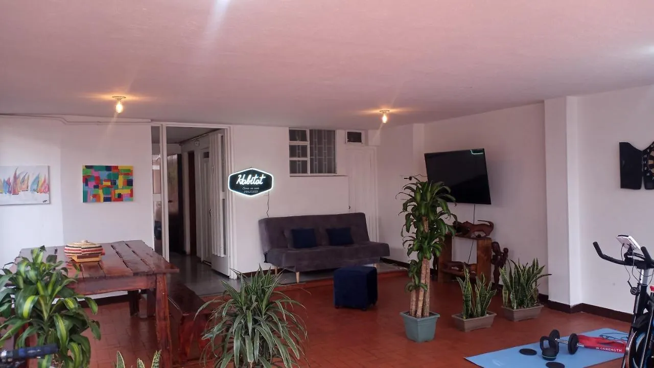 Bed & Breakfast Hotel Habitat Hospedaje Bogota
