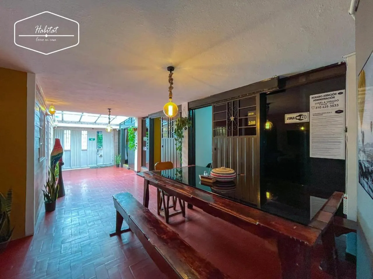 Bed & Breakfast Hotel Habitat Hospedaje Bogotá Colombia